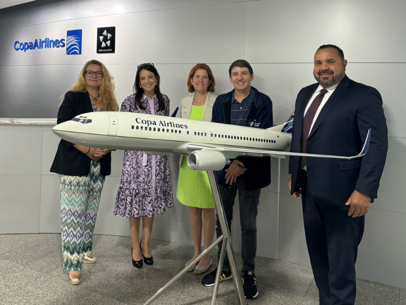 Special Envoy Edison Rijna and Liaison Bianca Peters in discussion with COPA Airlines to explore new opportunities for Bonaire, St. Eustatius, and Saba